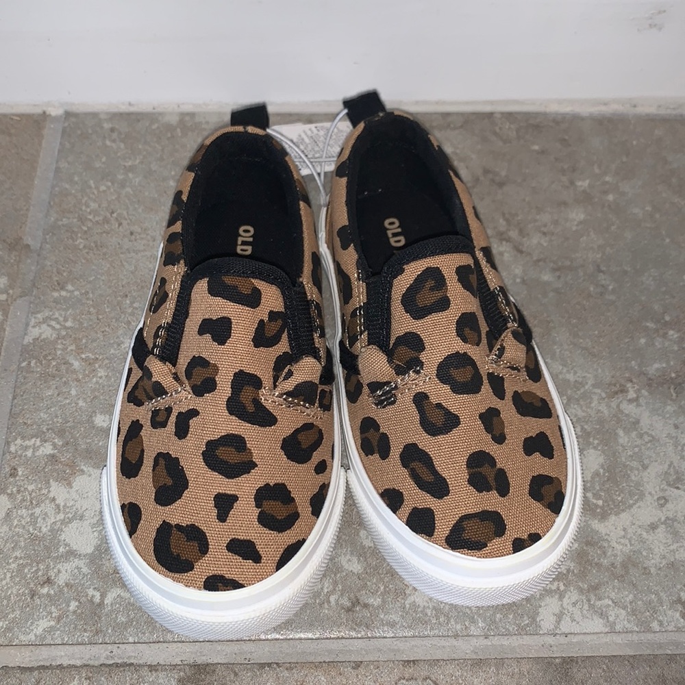 NWT Old Navy Toddler Slip Ons